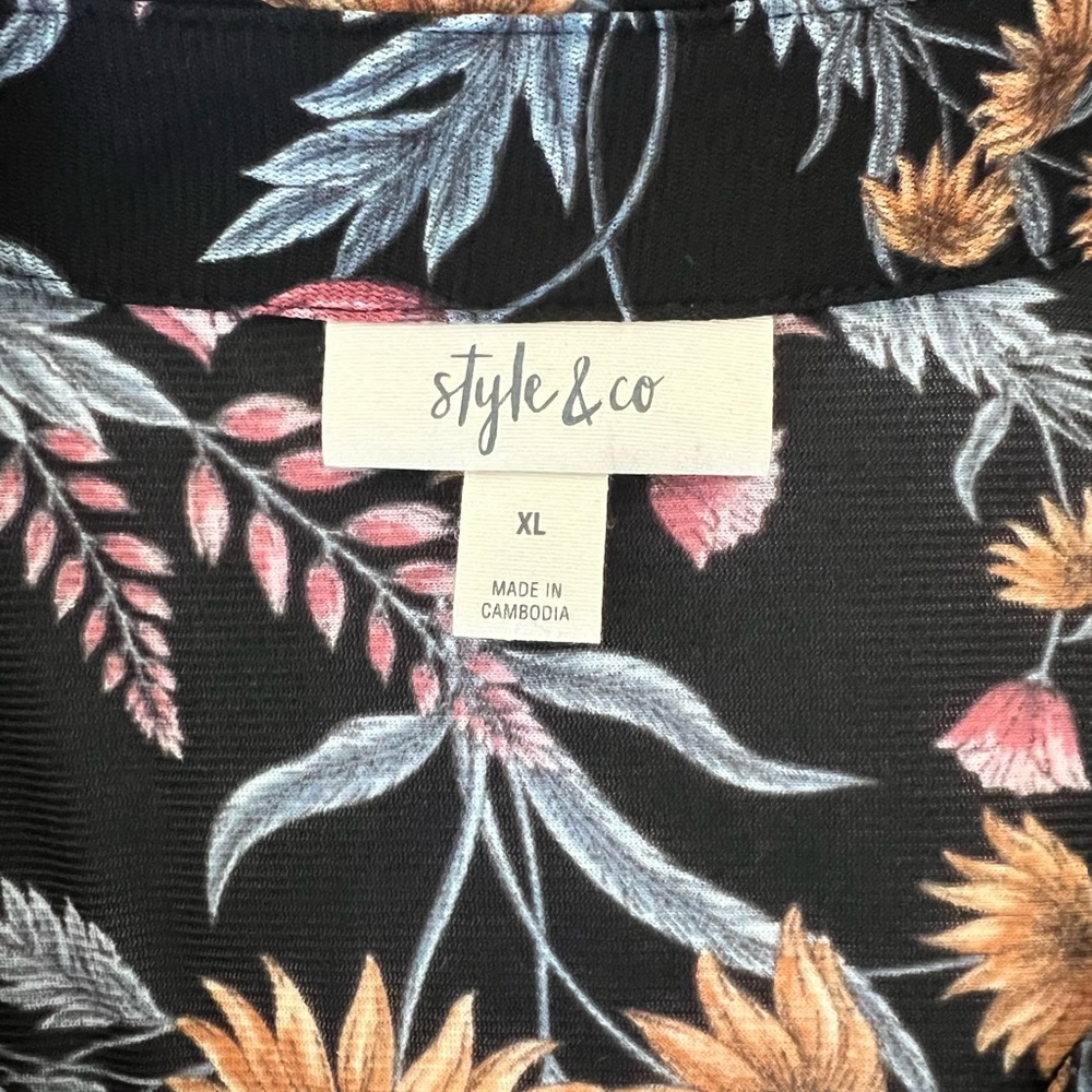 Style & Co. Long Tunic Style Blouse~ - Picture 4 of 10